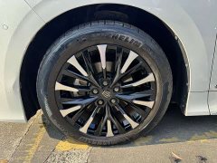 Toyota Vellfire Crown Hybrid 2.5L Premium Edition - фото 7