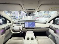 XPeng GX Extended Range 1585 AWD Ultra - ფოტო 11
