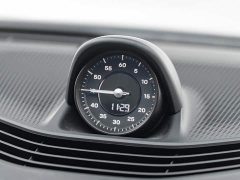 Porsche Taycan - ფოტო 14
