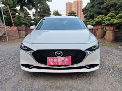 Mazda3 Axela 2.0L Automatic Elegant Edition - photo 2
