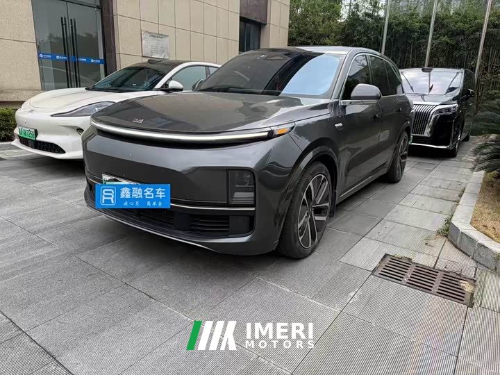 Li Auto L8 Pro - ავტომობილი ჩინეთიდან