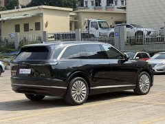 Nio Lerado L90 Max Six-Seater - ფოტო 18