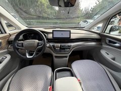 SAIC MG iMAX8 400TGI Comfort Edition - ფოტო 9