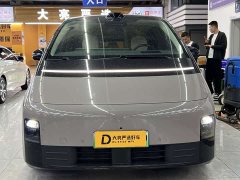 Li Auto Li Xiang MEGA Ultra - фото 2