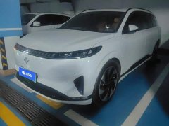 Dongfeng eπ008 210Max Smart Driving Edition 5-seater - ფოტო 1