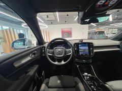 Volvo XC40 B3 Smart Remote Luxury Edition - ფოტო 11