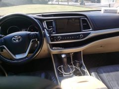 Toyota Highlander 2.0T AWD Elite 7-Seater - ფოტო 12