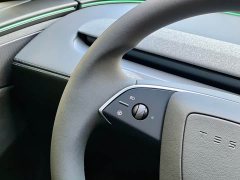 Tesla Model Y L Long Range All-Wheel Drive - photo 15