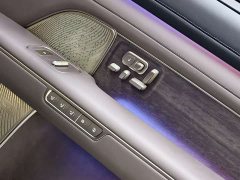 NIO ES8 Six-Seat Executive Signature Edition - ფოტო 15