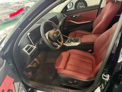 BMW 3 Series 330i M Sport Night Edition Package - ფოტო 3