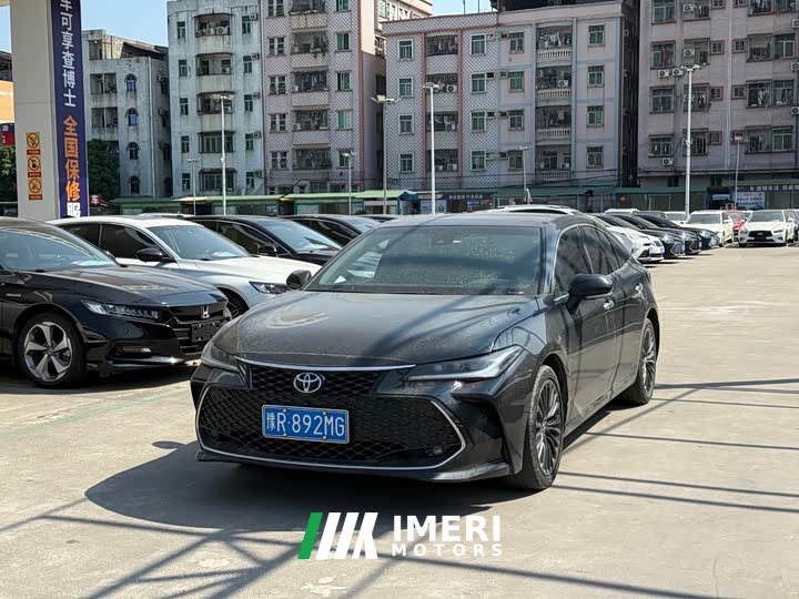 Toyota Avalon 2.5L Touring Premium Edition - car from China
