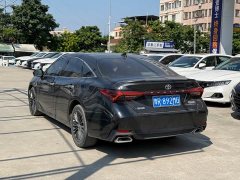 Toyota Avalon 2.5L Touring Premium Edition - photo 3