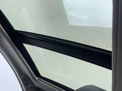 Honda Vezel 1.5L CVT Luxury - ფოტო 14