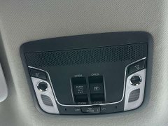 Honda Vezel 1.5L CVT Luxury - ფოტო 17