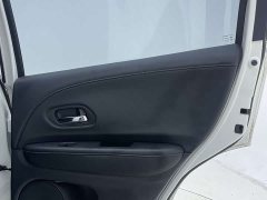 Honda Vezel 1.5L CVT Luxury - ფოტო 20