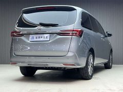 Buick GL8 Land Business Class Comfort Edition - ფოტო 3