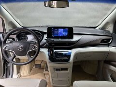 Buick GL8 Land Business Class Comfort Edition - ფოტო 7