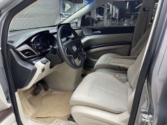 Buick GL8 Land Business Class Comfort Edition - ფოტო 8