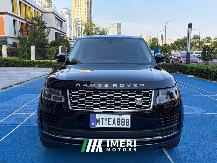 Land Rover Range Rover 3.0 L6 400PS Heritage Extended Wheelbase Classic Edition - автомобиль из Китая