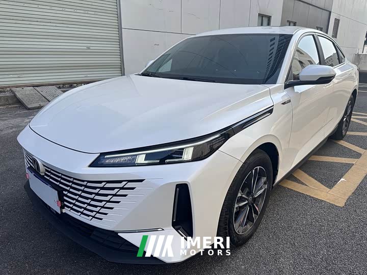 Changan Yida Blue Whale NE 1.5T GDI DCT Navigator