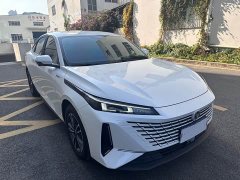 Changan Yida Blue Whale NE 1.5T GDI DCT Navigator - ფოტო 3