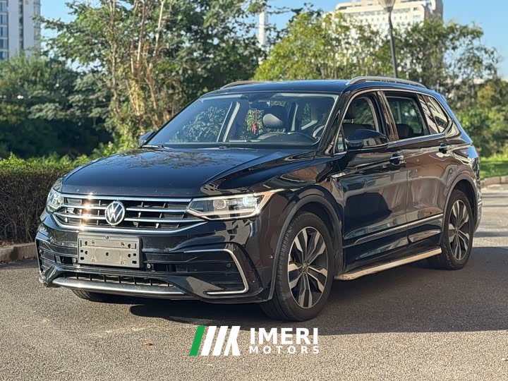 Volkswagen Tiguan L 330TSI Automatic FWD R-Line Comfort Edition - car from China