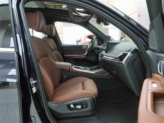 BMW X7 xDrive40i M Sport Luxury Package - фото 12