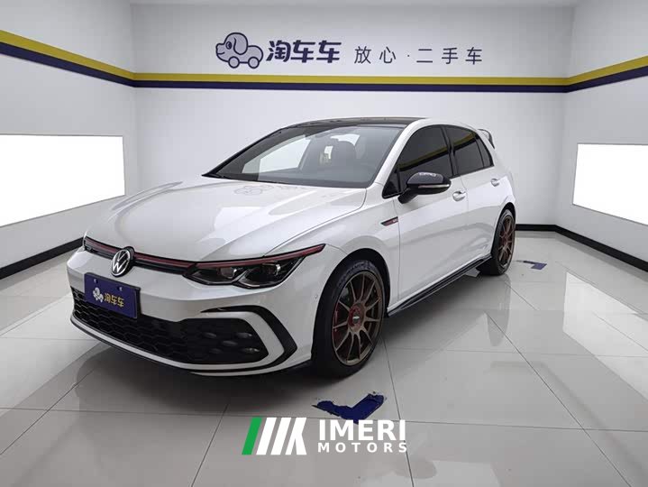 Volkswagen Golf 280TSI DSG R-Line - car from China