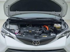 Toyota Sienna 2.5L Hybrid AWD Premium Edition - photo 6