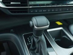 Toyota Sienna 2.5L Hybrid AWD Premium Edition - photo 8