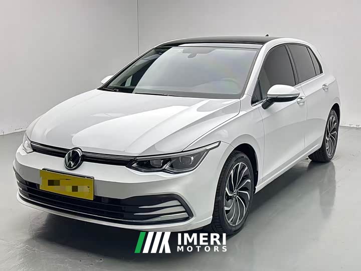 Volkswagen Golf Facelift 280TSI DSG Pro - ავტომობილი ჩინეთიდან