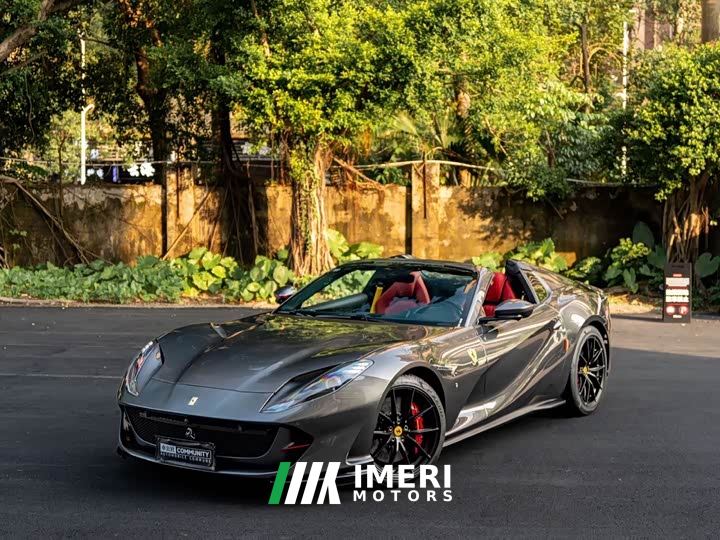Ferrari 812 6.5L GTS