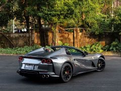 Ferrari 812 6.5L GTS - photo 2