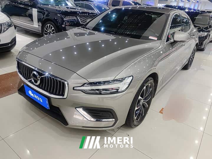 Volvo S60 B4 Smart Luxury Edition