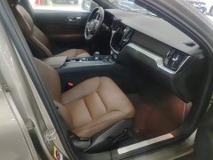 Volvo S60 B4 Smart Luxury Edition - ფოტო 8