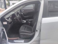 Toyota RAV4 2.0L CVT FWD Fashion Plus - ფოტო 8