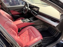 BMW 5 Series 525Li M Sport Package - ფოტო 10