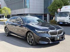 BMW 5 Series 525Li M Sport Package - ფოტო 3