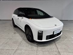Li Auto i6 Two-Wheel Drive Standard - фото 4