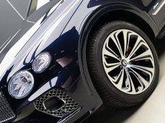 Bentley EWB Azure First Edition - ფოტო 3
