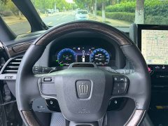Toyota Vellfire Crown Hybrid 2.5L Executive Premier Edition - photo 10