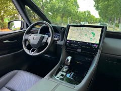 Toyota Vellfire Crown Hybrid 2.5L Executive Premier Edition - photo 13