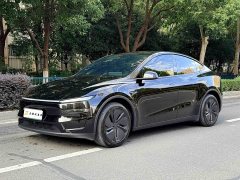 Tesla Model Y Rear-Wheel Drive - фото 1