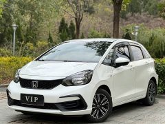 Honda Fit 1.5L CVT Trend Edition - фото 1