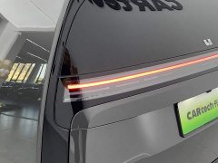 Li Auto MEGA Home Family Edition - ფოტო 11