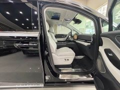 Voyah Lantu Dreamchaser PHEV AWD Luxury Qiankun Edition - photo 12