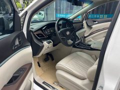 Buick GL8 Land Business Class 652T Premium - ფოტო 10