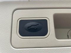 Buick GL8 Land Business Class 652T Premium - ფოტო 18