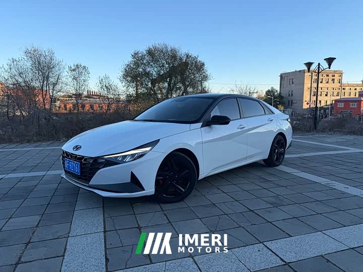 Hyundai Elantra 1.5L CVT 20th Anniversary Edition - автомобиль из Китая