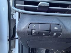 Hyundai Elantra 1.5L CVT 20th Anniversary Edition - фото 17